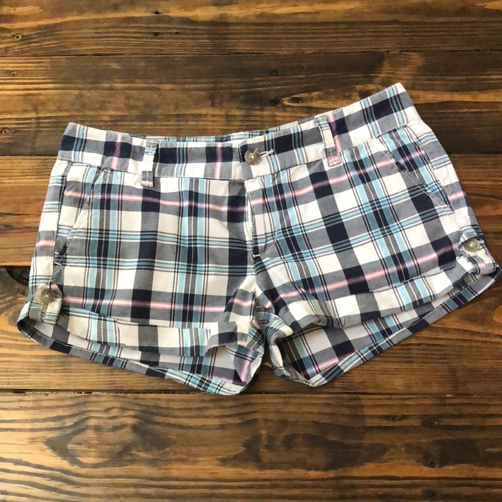 Aero plaid shorts